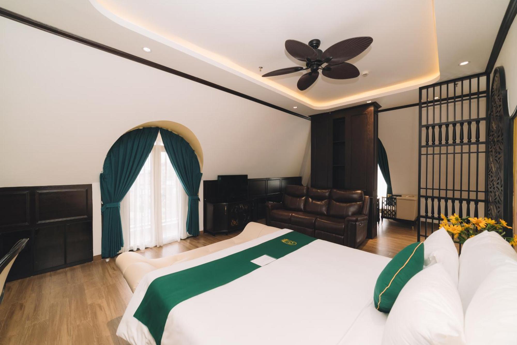דה לאט Goldient Boutique Hotel מראה חיצוני תמונה