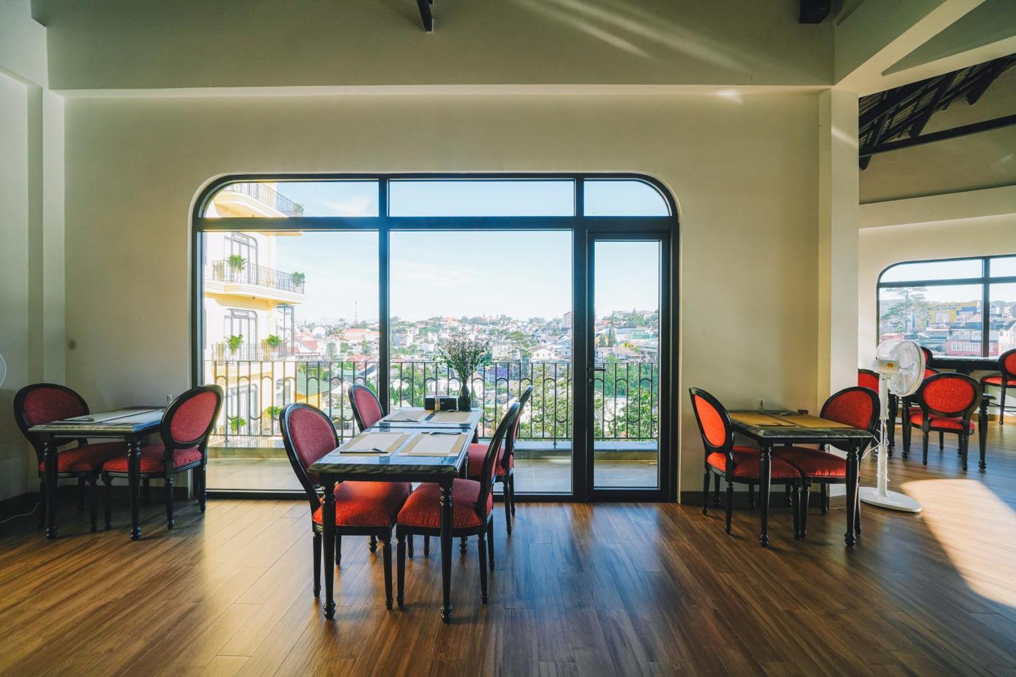 דה לאט Goldient Boutique Hotel מראה חיצוני תמונה
