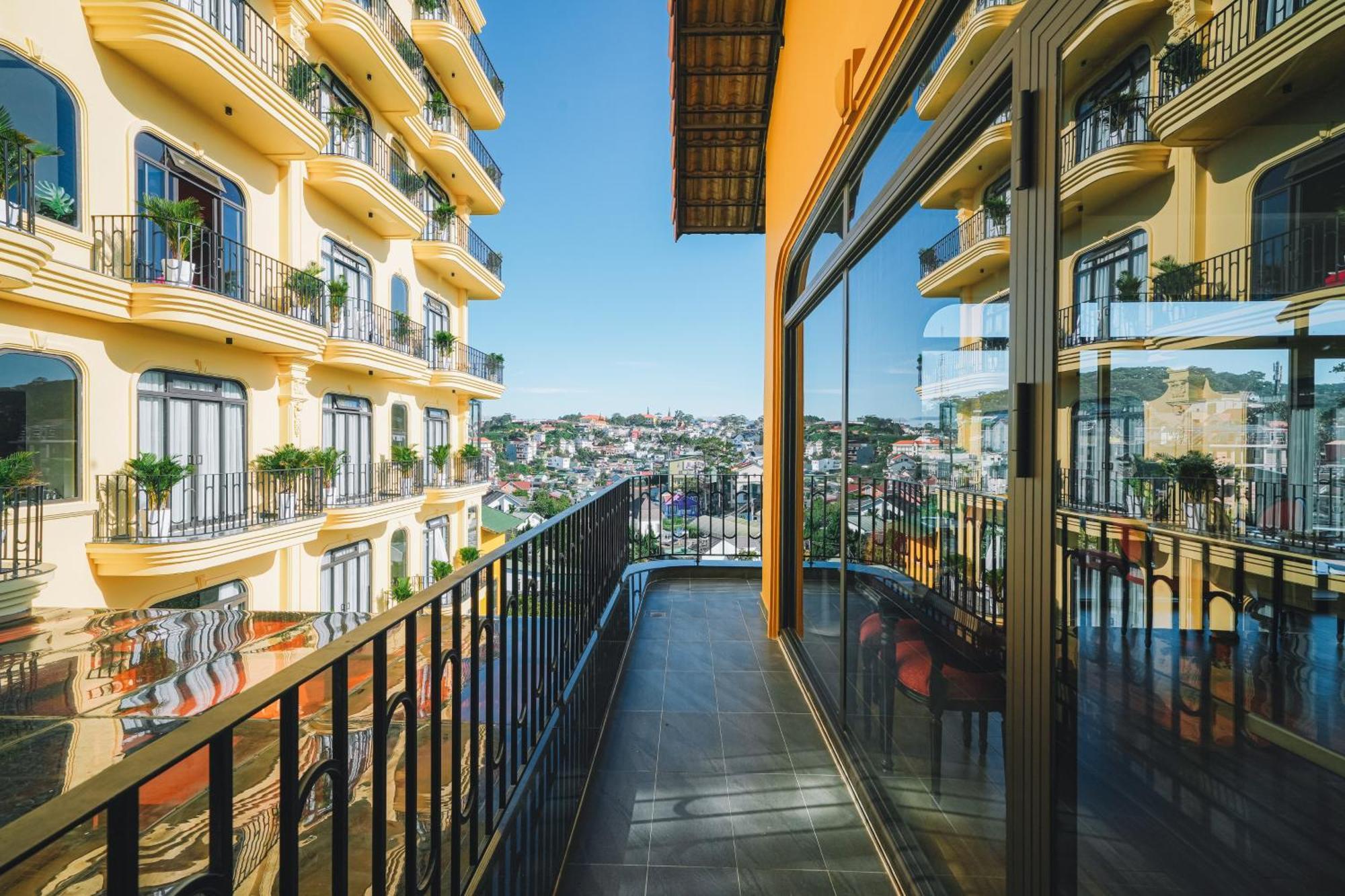 דה לאט Goldient Boutique Hotel מראה חיצוני תמונה