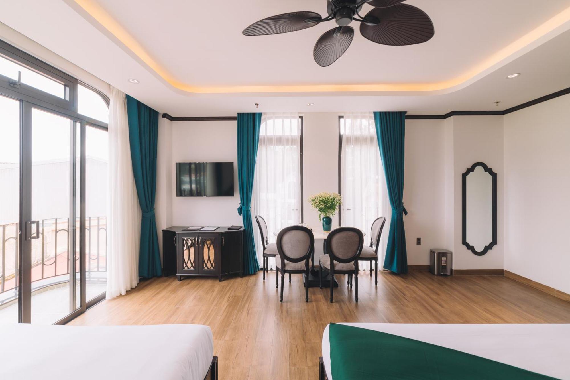 דה לאט Goldient Boutique Hotel מראה חיצוני תמונה
